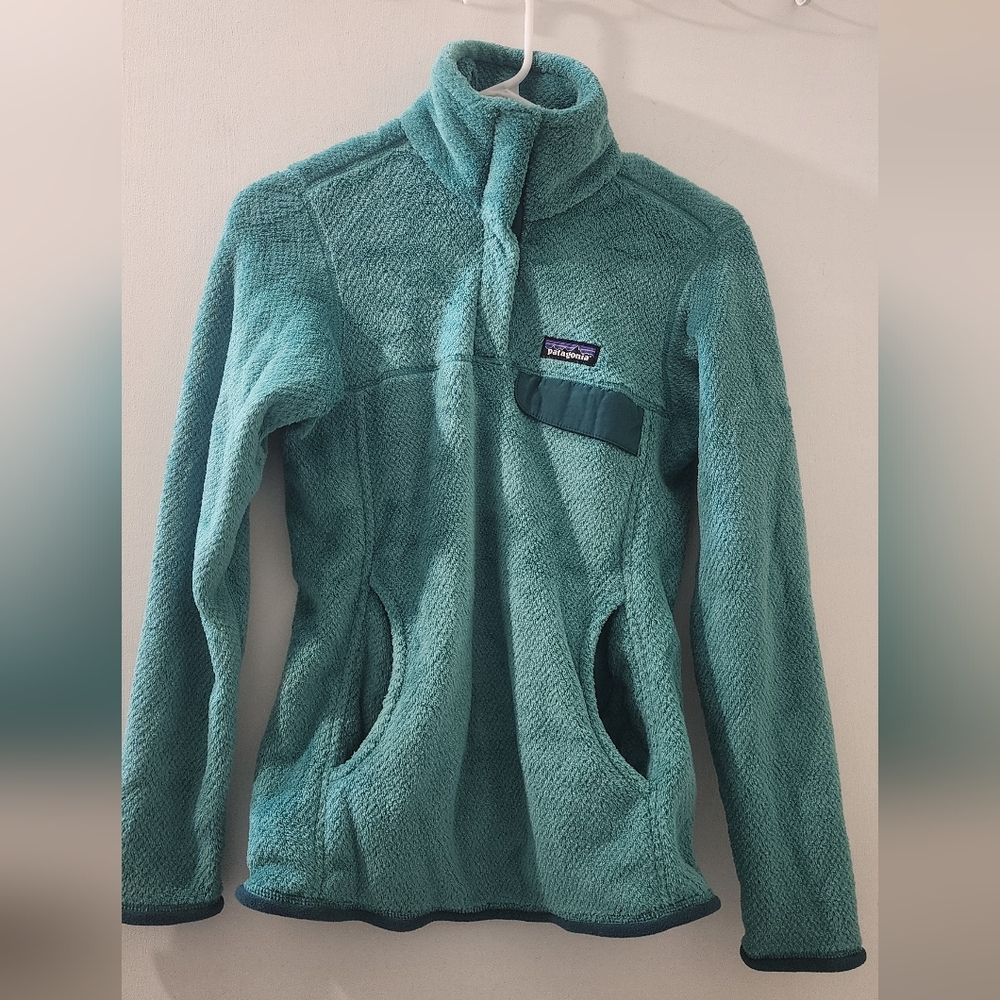 New Patagonia Teal Fleece Jacket